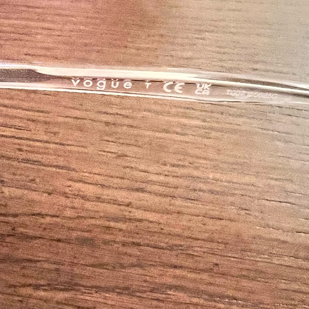 Vogue RXable eyeglasses - Picture 6 of 8
